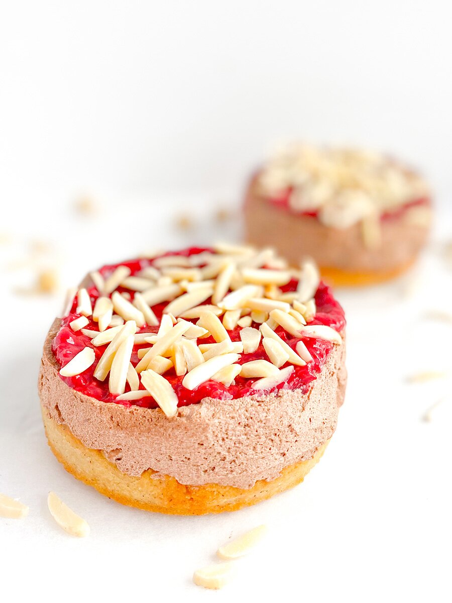 Chocolate Hazelnut Tartlets (vegan, sugar-free, gluten-free)