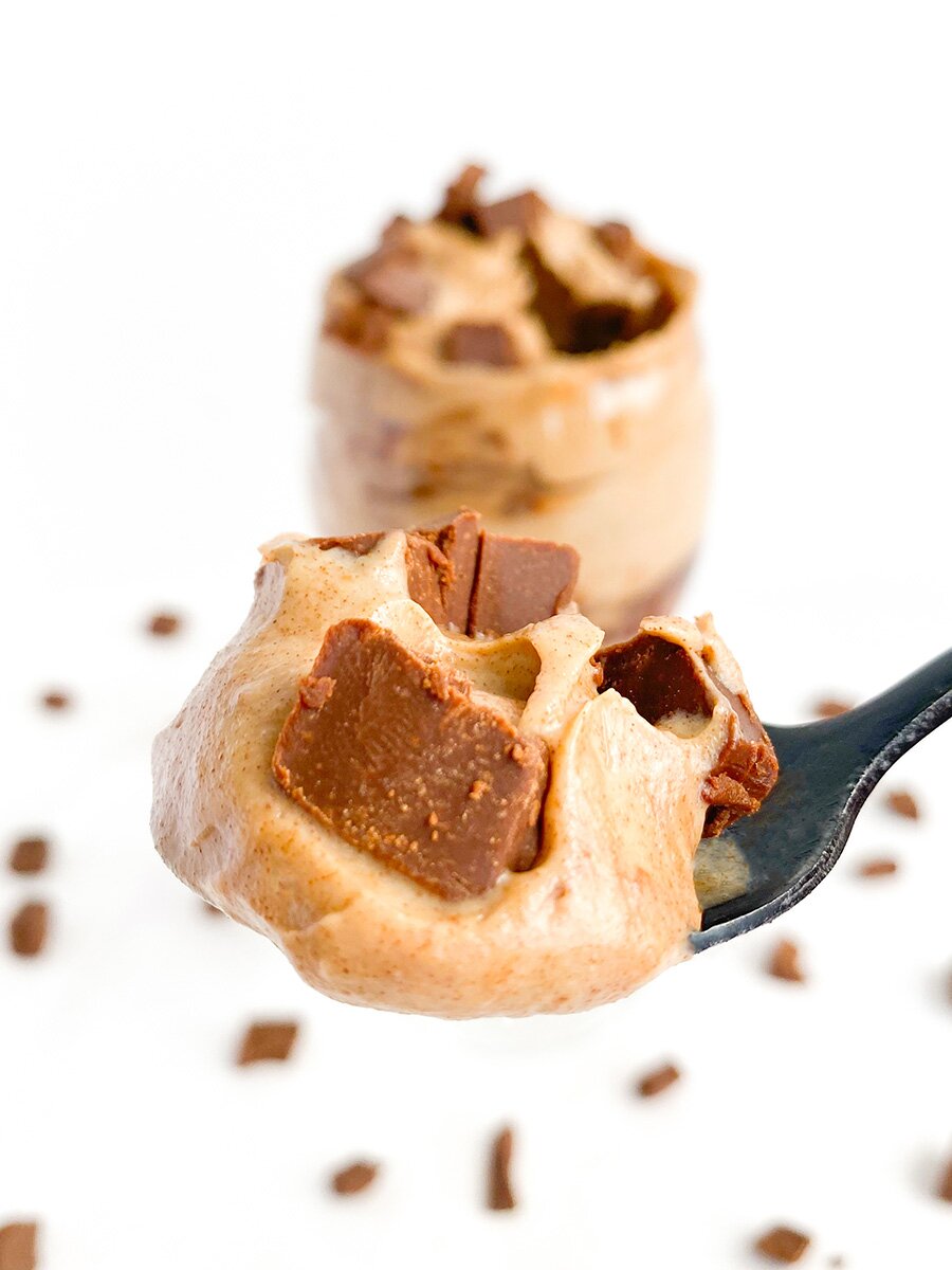 Chocolate Chip Cookie Dough (vegan, gluten-free, sugar-free)